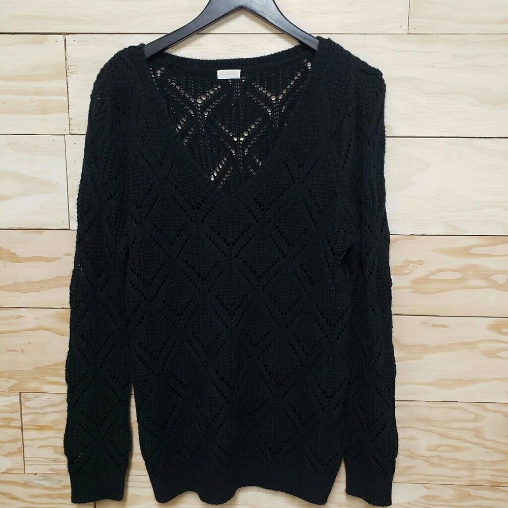 Black oversized sweater